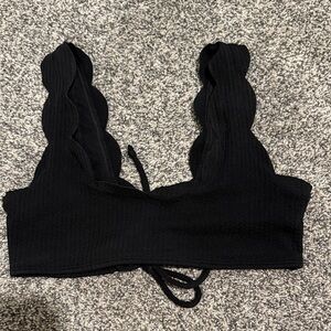 Black Scalloped Ribbed Bikini Top